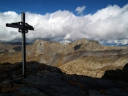 MONTE GRABIASCA (2705 m.) , alla croce dell’anticima e all’ometto della cima il 3 ottobre 2012  - FOTOGALLERY